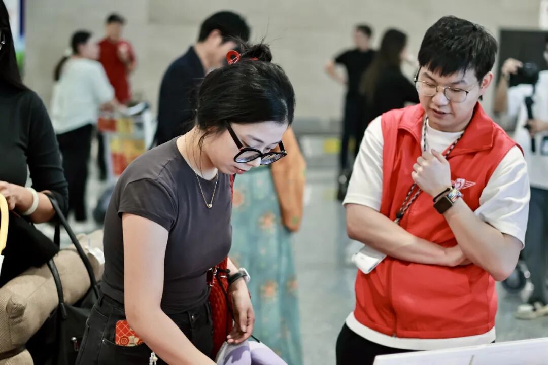 出发有彩蛋，落地有热茶，这个中秋温州机场双场温柔上线 - 配图13
